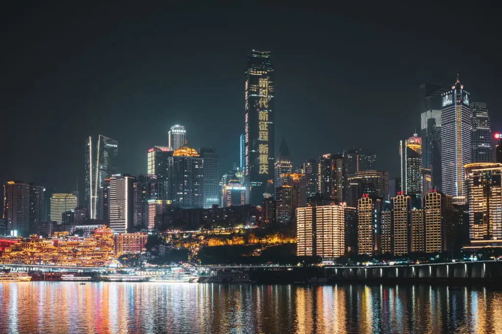 玉林地区商贸服务企业如何应对日用百货行业供应链新趋势